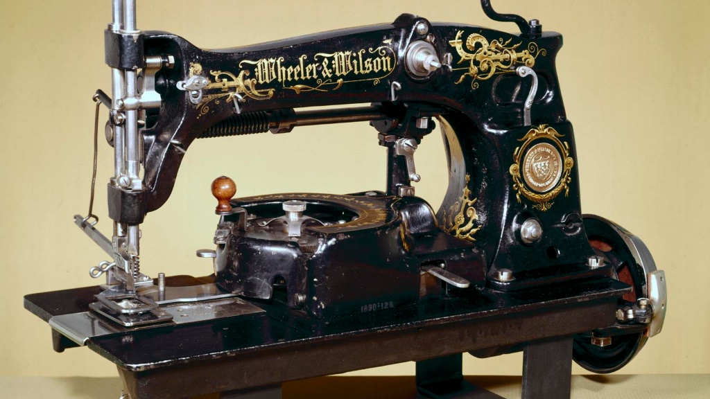 How To Set A Sewing Machine Up