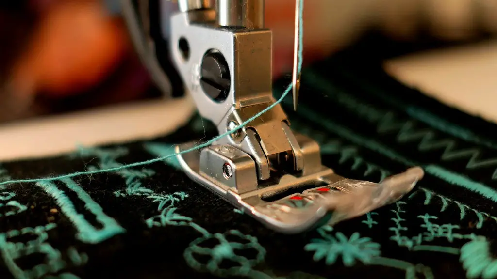 How To Use A Singer Hand Sewing Machine