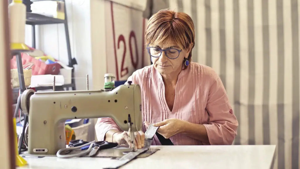 How To Make A Plexiglass Sewing Machine Extension Table