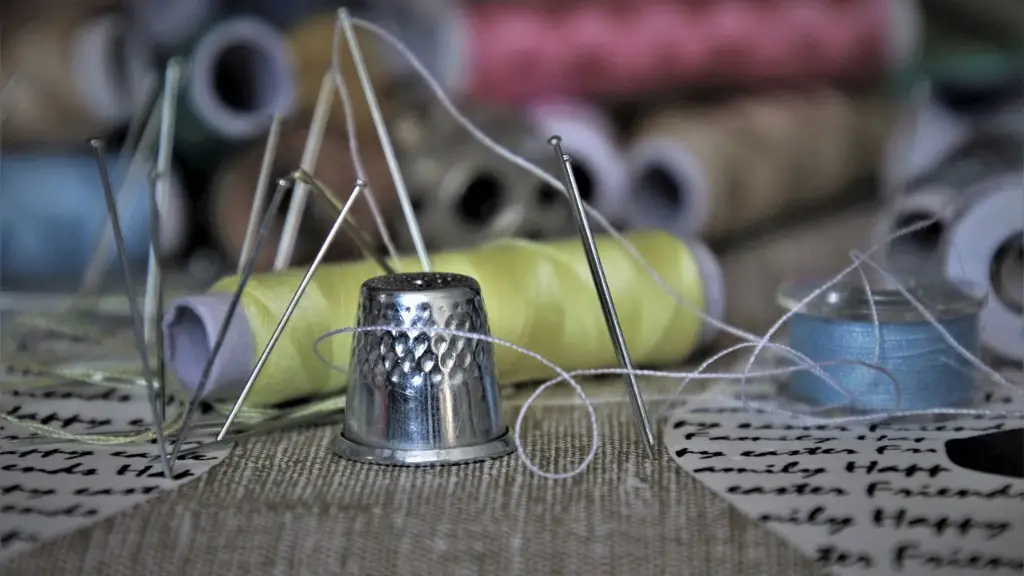 How Do I Put Thread In A Sewing Machine