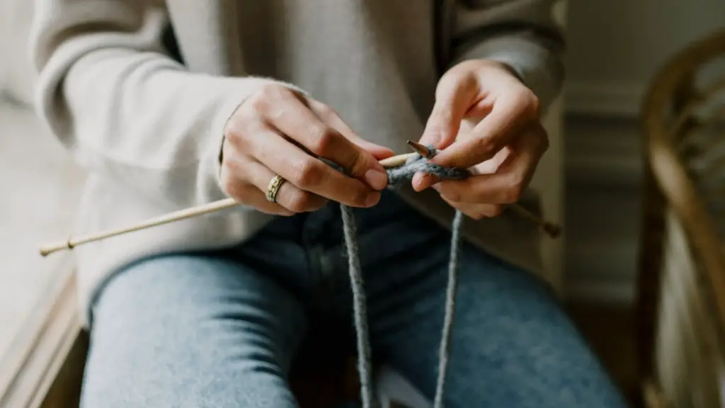 How To Change The Needle In A Singer Sewing Machine