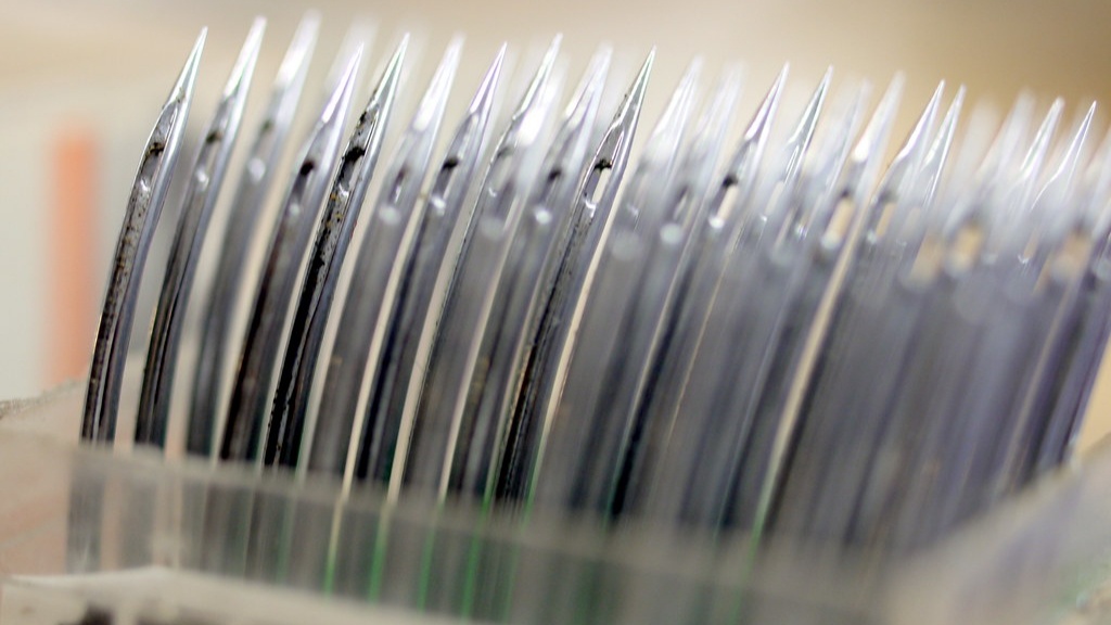What do the different sizes of sewing machine needles mean?