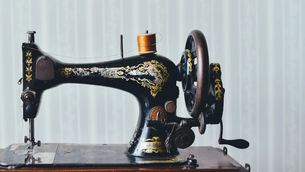 Who Invented The First Sewing Machine